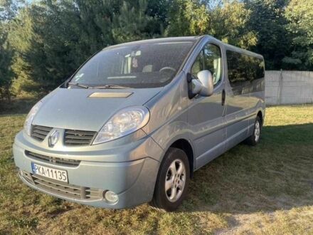 Сірий Рено Трафік, об'ємом двигуна 2 л та пробігом 182 тис. км за 7200 $, фото 1 на Automoto.ua