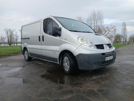 Сірий Рено Трафік, об'ємом двигуна 2.5 л та пробігом 470 тис. км за 7500 $, фото 1 на Automoto.ua