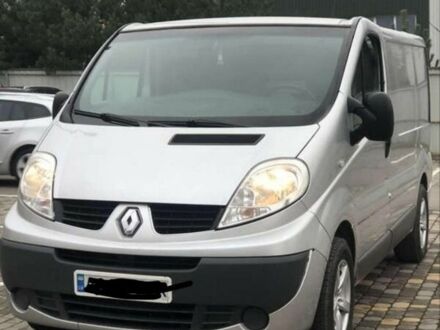 Сірий Рено Трафік, об'ємом двигуна 2 л та пробігом 328 тис. км за 8100 $, фото 1 на Automoto.ua