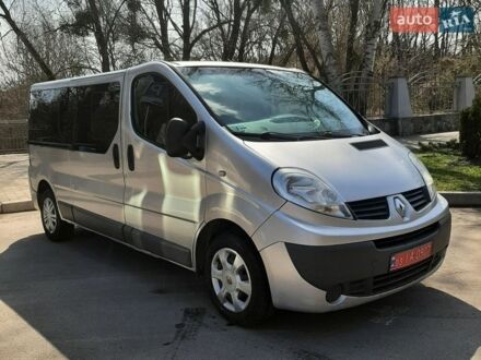 Серый Рено Трафик, объемом двигателя 2 л и пробегом 261 тыс. км за 12600 $, фото 1 на Automoto.ua
