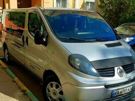 Сірий Рено Трафік, об'ємом двигуна 2 л та пробігом 284 тис. км за 11500 $, фото 1 на Automoto.ua