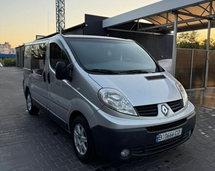 Серый Рено Трафик, объемом двигателя 2 л и пробегом 262 тыс. км за 9800 $, фото 1 на Automoto.ua