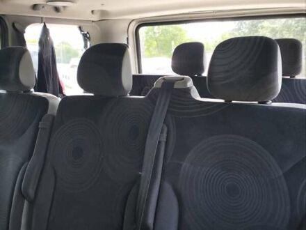 Серый Рено Трафик, объемом двигателя 2 л и пробегом 269 тыс. км за 16999 $, фото 1 на Automoto.ua