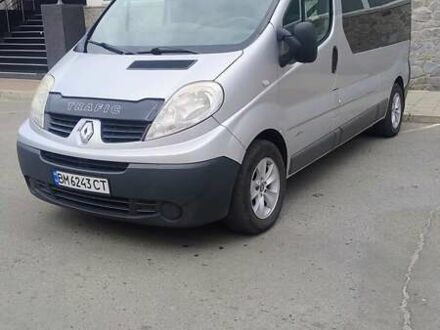 Рено Трафик 2011 в Ромнах на Automoto.ua Серый Рено Трафик, объемом двигателя 2 л и пробегом 384 тыс. км за 11500 $, фото 1 на Automoto.ua