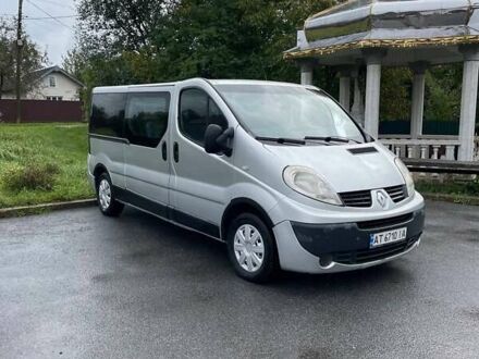 Рено Трафік 2011 у Калуше на Automoto.ua Сірий Рено Трафік, об'ємом двигуна 2 л та пробігом 311 тис. км за 9999 $, фото 1 на Automoto.ua