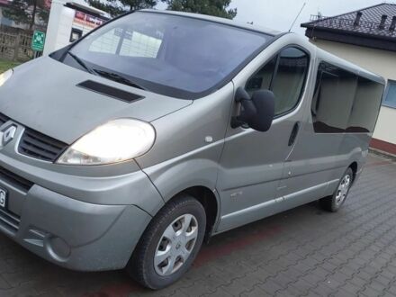 Серый Рено Трафик, объемом двигателя 2 л и пробегом 160 тыс. км за 7900 $, фото 1 на Automoto.ua