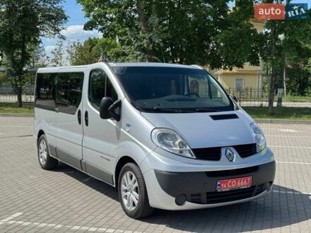 Сірий Рено Трафік, об'ємом двигуна 2 л та пробігом 271 тис. км за 13200 $, фото 1 на Automoto.ua