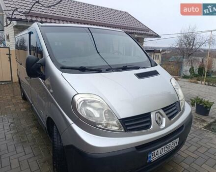 Серый Рено Трафик, объемом двигателя 2 л и пробегом 284 тыс. км за 12300 $, фото 1 на Automoto.ua