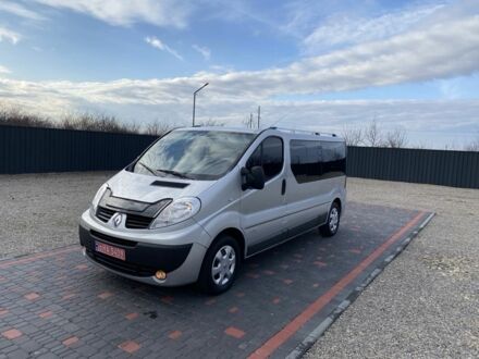 Серый Рено Трафик, объемом двигателя 2 л и пробегом 348 тыс. км за 12700 $, фото 1 на Automoto.ua