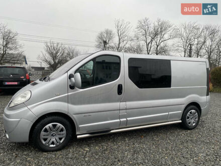 Серый Рено Трафик, объемом двигателя 2 л и пробегом 300 тыс. км за 13800 $, фото 1 на Automoto.ua