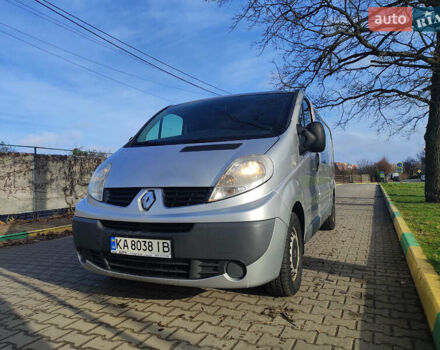 Серый Рено Трафик, объемом двигателя 2 л и пробегом 340 тыс. км за 11699 $, фото 1 на Automoto.ua