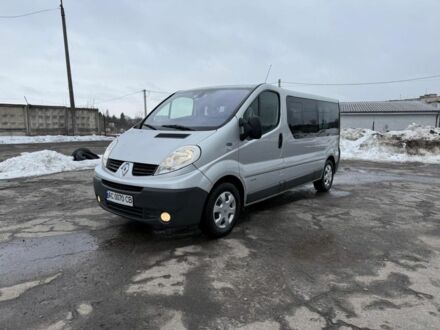 Сірий Рено Трафік, об'ємом двигуна 2 л та пробігом 390 тис. км за 13600 $, фото 1 на Automoto.ua