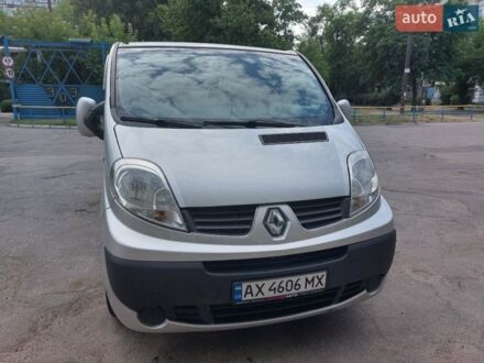 Сірий Рено Трафік, об'ємом двигуна 2 л та пробігом 160 тис. км за 13500 $, фото 1 на Automoto.ua