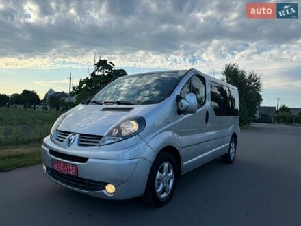 Серый Рено Трафик, объемом двигателя 2 л и пробегом 243 тыс. км за 14300 $, фото 1 на Automoto.ua