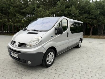 Серый Рено Трафик, объемом двигателя 0 л и пробегом 420 тыс. км за 12500 $, фото 1 на Automoto.ua
