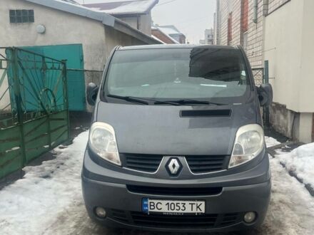 Серый Рено Трафик, объемом двигателя 2 л и пробегом 293 тыс. км за 13750 $, фото 1 на Automoto.ua