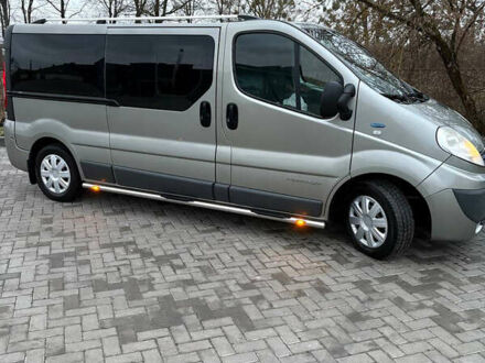 Сірий Рено Трафік, об'ємом двигуна 2 л та пробігом 401 тис. км за 15400 $, фото 1 на Automoto.ua