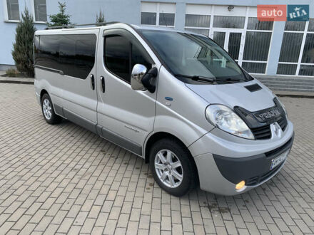 Рено Трафик 2013 в Житомире на Automoto.ua Серый Рено Трафик, объемом двигателя 2 л и пробегом 260 тыс. км за 14500 $, фото 1 на Automoto.ua