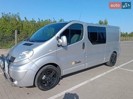 Рено Трафик 2013 в Василькове на Automoto.ua Серый Рено Трафик, объемом двигателя 2 л и пробегом 232 тыс. км за 16000 $, фото 1 на Automoto.ua