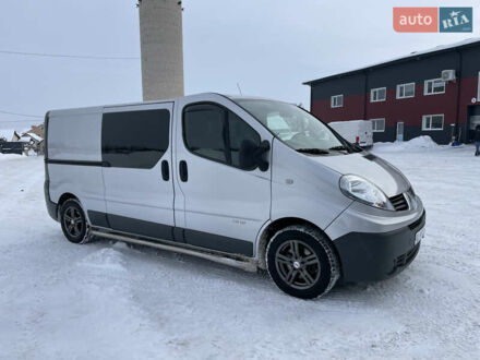 Серый Рено Трафик, объемом двигателя 2 л и пробегом 258 тыс. км за 16300 $, фото 1 на Automoto.ua