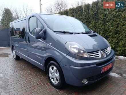 Сірий Рено Трафік, об'ємом двигуна 2 л та пробігом 233 тис. км за 15700 $, фото 1 на Automoto.ua
