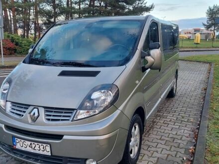 Рено Трафик 2014 в Борисполе на Automoto.ua Серый Рено Трафик, объемом двигателя 2 л и пробегом 120 тыс. км за 8600 $, фото 1 на Automoto.ua