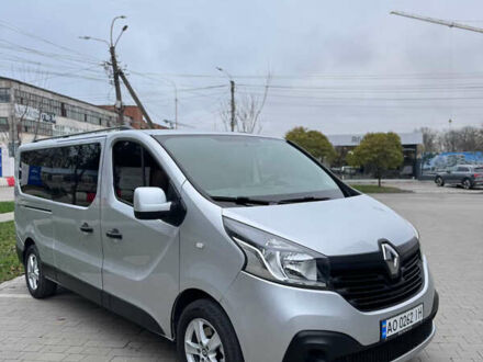 Серый Рено Трафик, объемом двигателя 1.6 л и пробегом 265 тыс. км за 15800 $, фото 1 на Automoto.ua