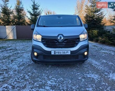 Серый Рено Трафик, объемом двигателя 1.6 л и пробегом 245 тыс. км за 15200 $, фото 1 на Automoto.ua