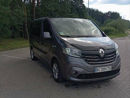 Рено Трафик 2015 в Яворове на Automoto.ua Серый Рено Трафик, объемом двигателя 1.6 л и пробегом 295 тыс. км за 14400 $, фото 1 на Automoto.ua