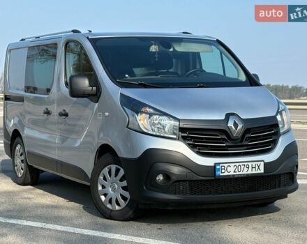 Серый Рено Трафик, объемом двигателя 1.6 л и пробегом 330 тыс. км за 13950 $, фото 1 на Automoto.ua