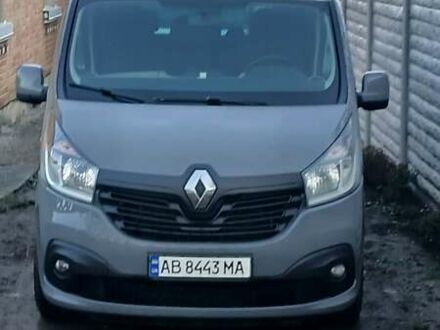 Серый Рено Трафик, объемом двигателя 1.6 л и пробегом 205 тыс. км за 16800 $, фото 1 на Automoto.ua