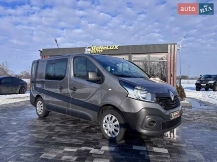 Сірий Рено Трафік, об'ємом двигуна 1.6 л та пробігом 227 тис. км за 15299 $, фото 1 на Automoto.ua