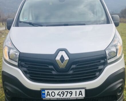 Серый Рено Трафик, объемом двигателя 1.6 л и пробегом 220 тыс. км за 14800 $, фото 1 на Automoto.ua