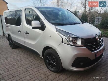 Рено Трафик 2017 в Днепре (Днепропетровске) на Automoto.ua Серый Рено Трафик, объемом двигателя 1.6 л и пробегом 181 тыс. км за 21900 $, фото 1 на Automoto.ua