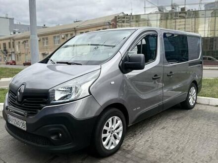 Серый Рено Трафик, объемом двигателя 1.6 л и пробегом 280 тыс. км за 16500 $, фото 1 на Automoto.ua