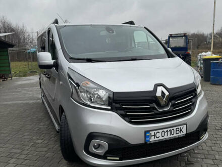 Серый Рено Трафик, объемом двигателя 1.6 л и пробегом 194 тыс. км за 17500 $, фото 1 на Automoto.ua