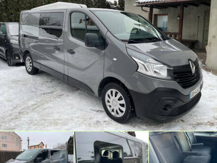 Серый Рено Трафик, объемом двигателя 0 л и пробегом 257 тыс. км за 15800 $, фото 1 на Automoto.ua