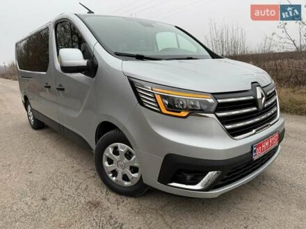 Сірий Рено Трафік, об'ємом двигуна 2 л та пробігом 150 тис. км за 28800 $, фото 1 на Automoto.ua