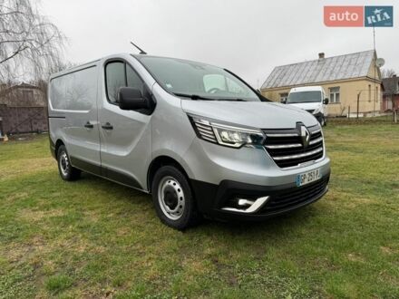 Серый Рено Трафик, объемом двигателя 2 л и пробегом 173 тыс. км за 24500 $, фото 1 на Automoto.ua