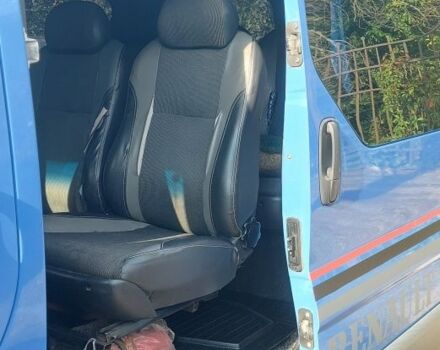 Синій Рено Трафік, об'ємом двигуна 2 л та пробігом 362 тис. км за 9496 $, фото 1 на Automoto.ua