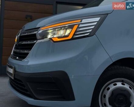 Синій Рено Трафік, об'ємом двигуна 2 л та пробігом 52 тис. км за 19700 $, фото 3 на Automoto.ua