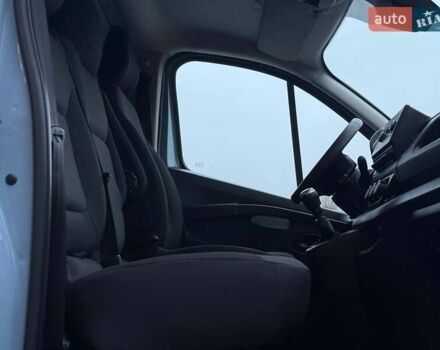 Синій Рено Трафік, об'ємом двигуна 2 л та пробігом 52 тис. км за 19700 $, фото 39 на Automoto.ua