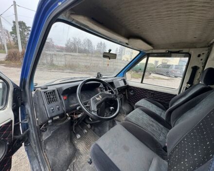 Синий Рено Трафик, объемом двигателя 2.1 л и пробегом 200 тыс. км за 850 $, фото 7 на Automoto.ua