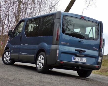 Синий Рено Трафик, объемом двигателя 2.5 л и пробегом 286 тыс. км за 6410 $, фото 4 на Automoto.ua