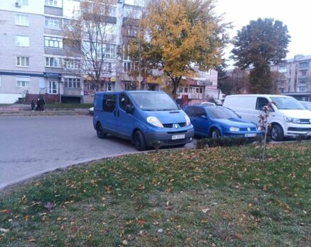 Синий Рено Трафик, объемом двигателя 2 л и пробегом 320 тыс. км за 7400 $, фото 2 на Automoto.ua