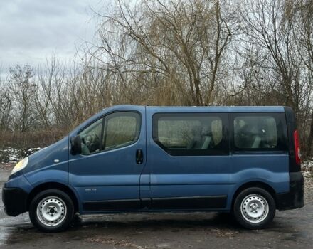 Синий Рено Трафик, объемом двигателя 2 л и пробегом 300 тыс. км за 4750 $, фото 1 на Automoto.ua