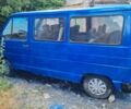 Синий Рено Трафик, объемом двигателя 1.4 л и пробегом 500 тыс. км за 950 $, фото 3 на Automoto.ua