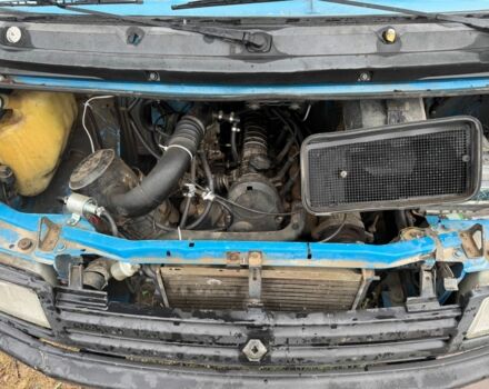 Синій Рено Трафік, об'ємом двигуна 1.7 л та пробігом 100 тис. км за 1500 $, фото 2 на Automoto.ua