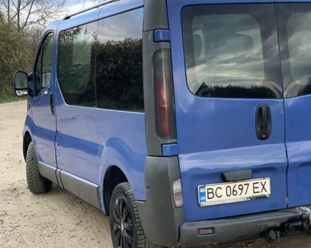 Рено Трафик 2002 в Яворове на Automoto.ua Синий Рено Трафик, объемом двигателя 1.9 л и пробегом 330 тыс. км за 4650 $, фото 6 на Automoto.ua