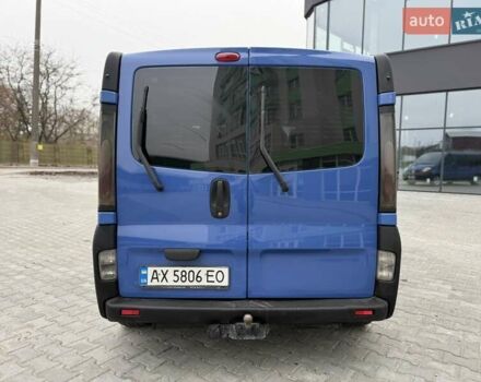 Синій Рено Трафік, об'ємом двигуна 1.9 л та пробігом 415 тис. км за 6777 $, фото 3 на Automoto.ua